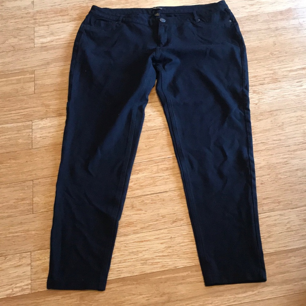 Black jeggings